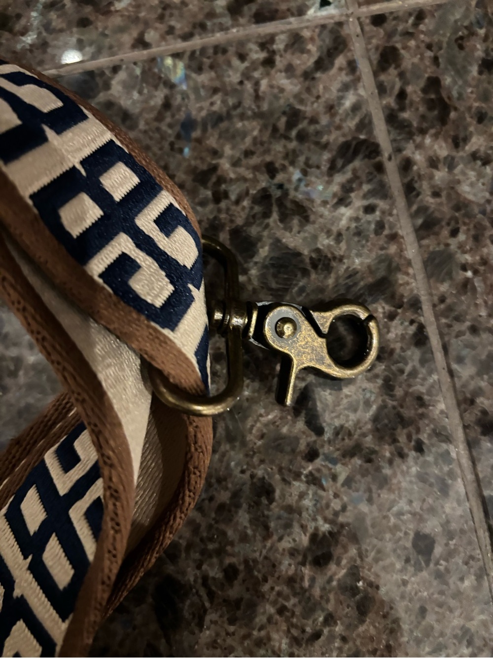 Parker Thatch Leather Shoulder Bag with Patterned Strap - Picture 4 of 10